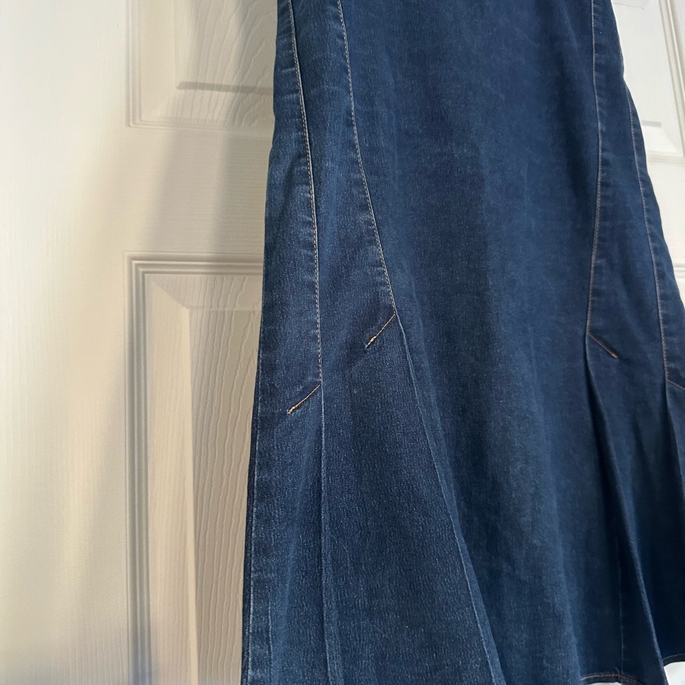 Jean skirt with pleats